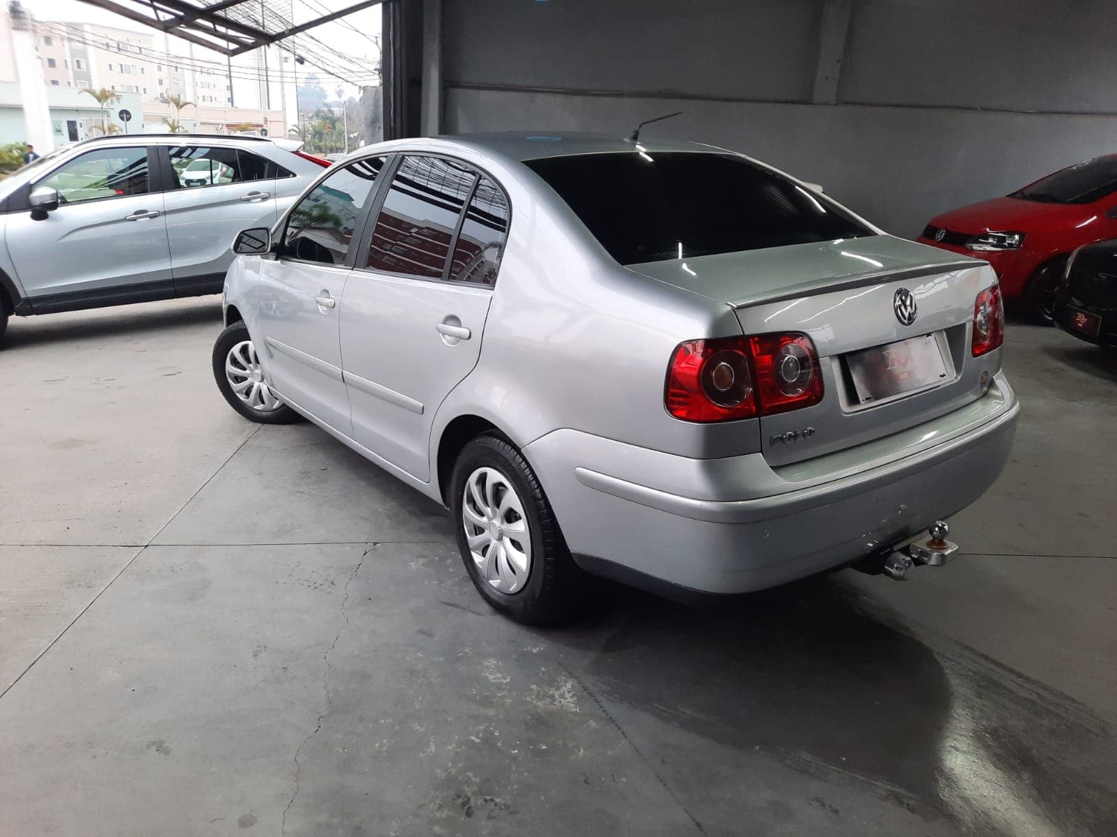 POLO SEDAN 1.6
